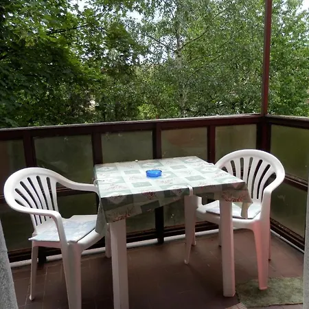 Apartman Napsugar Vendeghaz Pensión Eger