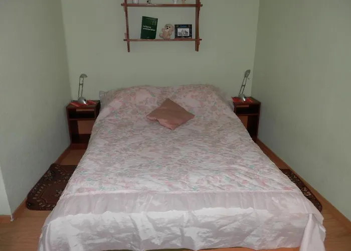 게스트하우스 Apartman Napsugar Vendeghaz 에게르